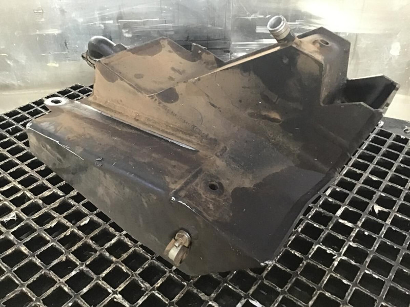 Liebherr Equalizing Reservoir - Експанзионен сад: слика 2 Liebherr Equalizing Reservoir - Експанзионен сад: слика 2