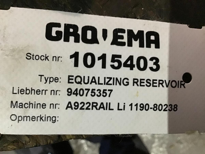 Liebherr Equalizing Reservoir - Експанзионен сад: слика 3 Liebherr Equalizing Reservoir - Експанзионен сад: слика 3