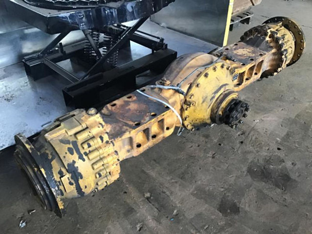 Liebherr Front Axle - Предна оска: слика 2 Liebherr Front Axle - Предна оска: слика 2