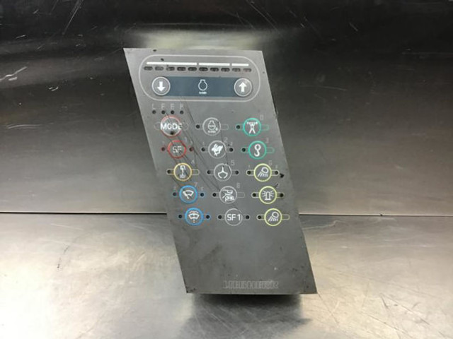 Liebherr Keyboard - Контролна табла: слика 1 Liebherr Keyboard - Контролна табла: слика 1