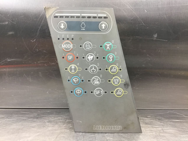 Liebherr Keyboard - Контролна табла: слика 1 Liebherr Keyboard - Контролна табла: слика 1