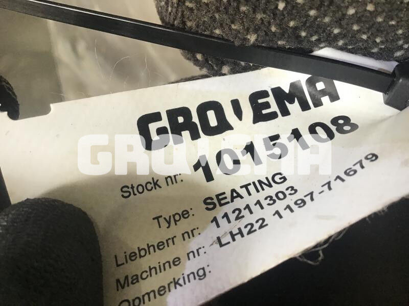 Liebherr R926 COMP / R946 LC / R946 LC-V / R946 NLC / R946 S-HD / R950 / R950 LC-V / R950 S-HD / R922 LC / R926 LC / R920 LC / R920 NLC / - Седиште: слика 3 Liebherr R926 COMP / R946 LC / R946 LC-V / R946 NLC / R946 S-HD / R950 / R950 LC-V / R950 S-HD / R922 LC / R926 LC / R920 LC / R920 NLC / - Седиште: слика 3