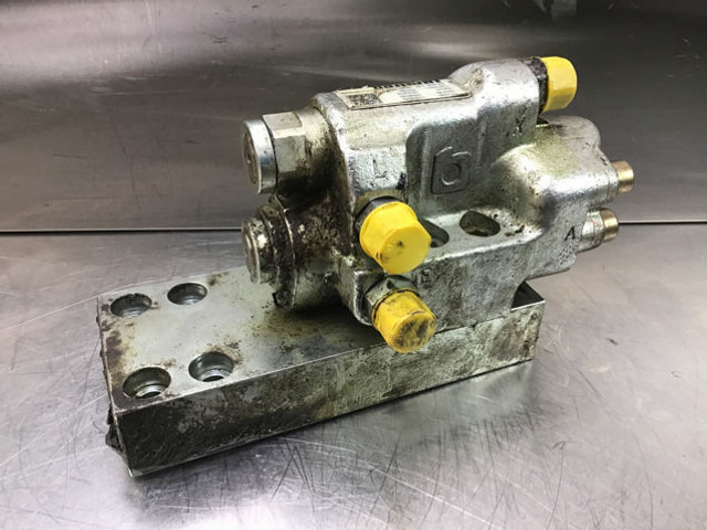 Liebherr Safety Valve - Осигурач: слика 2 Liebherr Safety Valve - Осигурач: слика 2