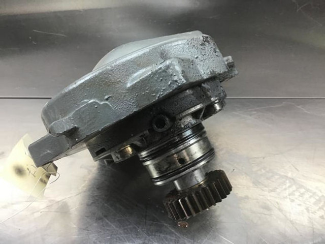 Liebherr Waterpump - Пумпа за течност за ладење: слика 3 Liebherr Waterpump - Пумпа за течност за ладење: слика 3
