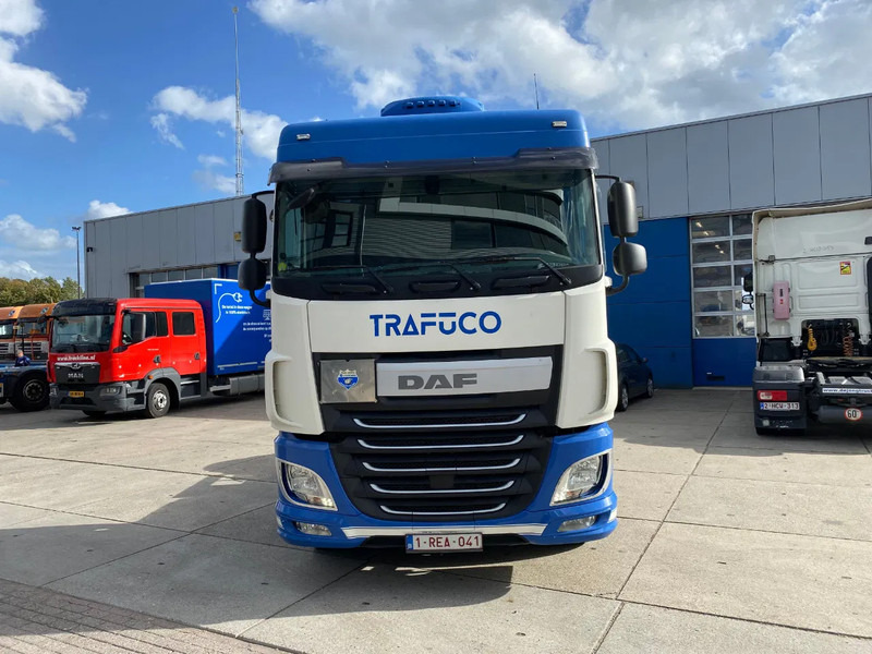 DAF XF 106.440 SC / ADR / Stand Airco / PTO - Камион влекач: слика 2 DAF XF 106.440 SC / ADR / Stand Airco / PTO - Камион влекач: слика 2