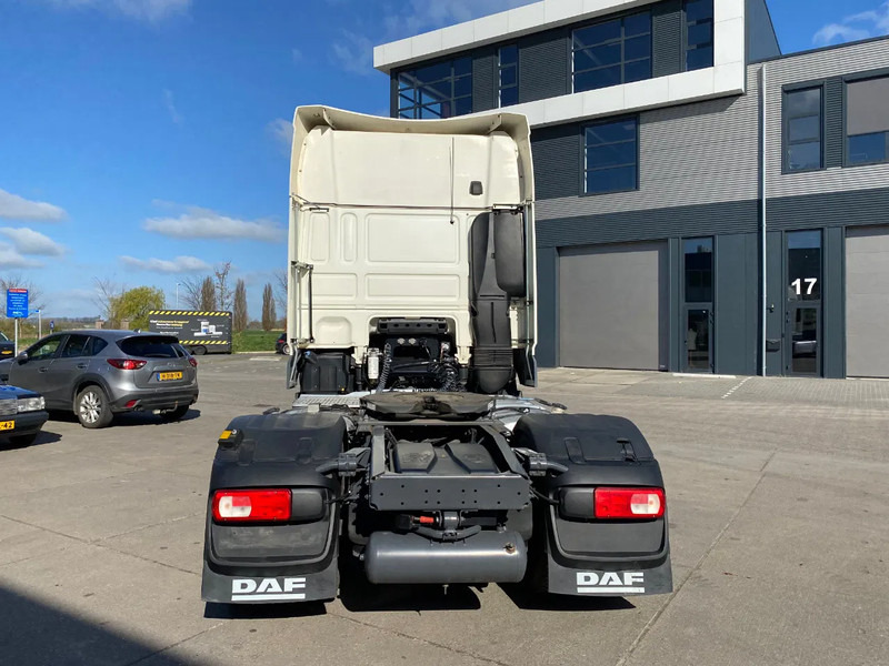 DAF XF 106.460 SSC / Retarder / 2x Tank - Камион влекач: слика 4 DAF XF 106.460 SSC / Retarder / 2x Tank - Камион влекач: слика 4