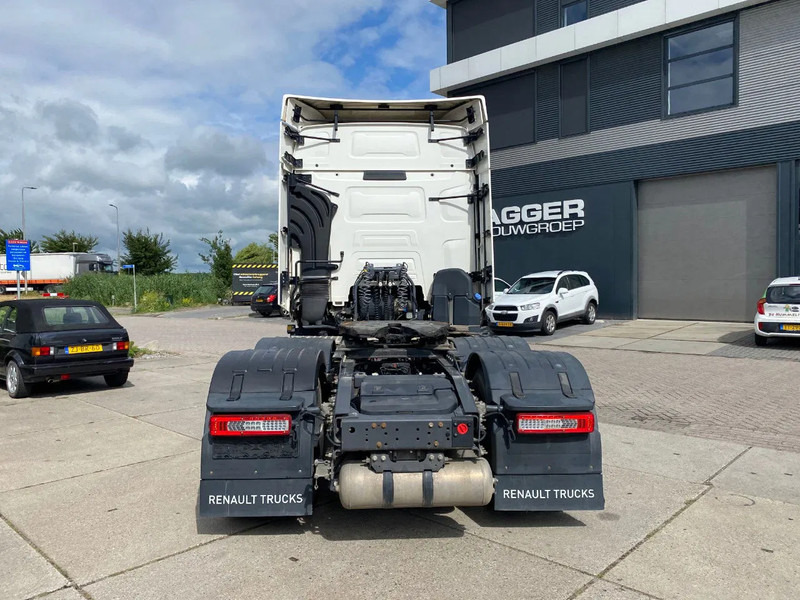 Renault T520 Comfort / 6x2/4 / Steering Axle / Hub Reduction / 208.250Km - Камион влекач: слика 5 Renault T520 Comfort / 6x2/4 / Steering Axle / Hub Reduction / 208.250Km - Камион влекач: слика 5