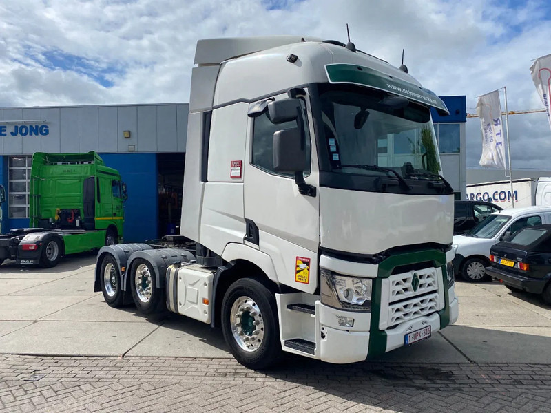 Renault T520 Comfort / 6x2/4 / Steering Axle / Hub Reduction / 208.250Km - Камион влекач: слика 3 Renault T520 Comfort / 6x2/4 / Steering Axle / Hub Reduction / 208.250Km - Камион влекач: слика 3