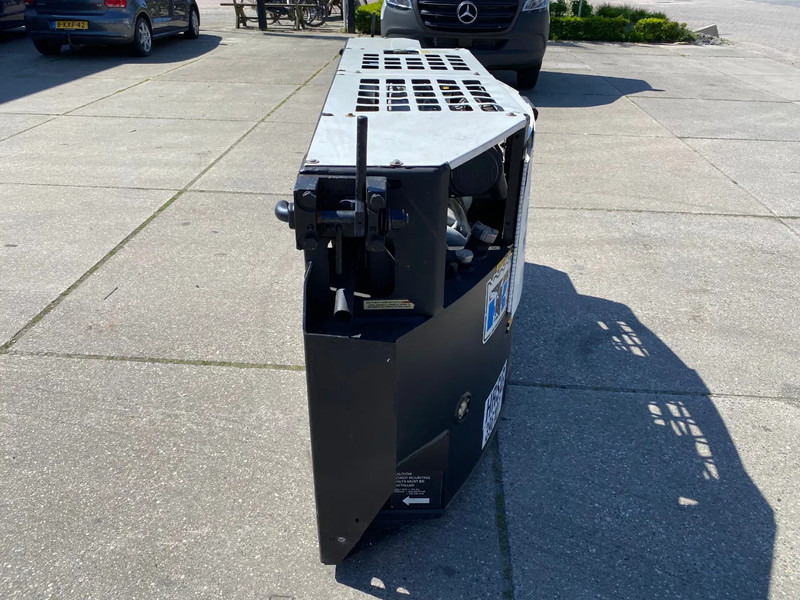 THERMO KING Genset Clip-on SG 3000 / 2013 / 13047 hrs. - Генераторска поставка: слика 2 THERMO KING Genset Clip-on SG 3000 / 2013 / 13047 hrs. - Генераторска поставка: слика 2