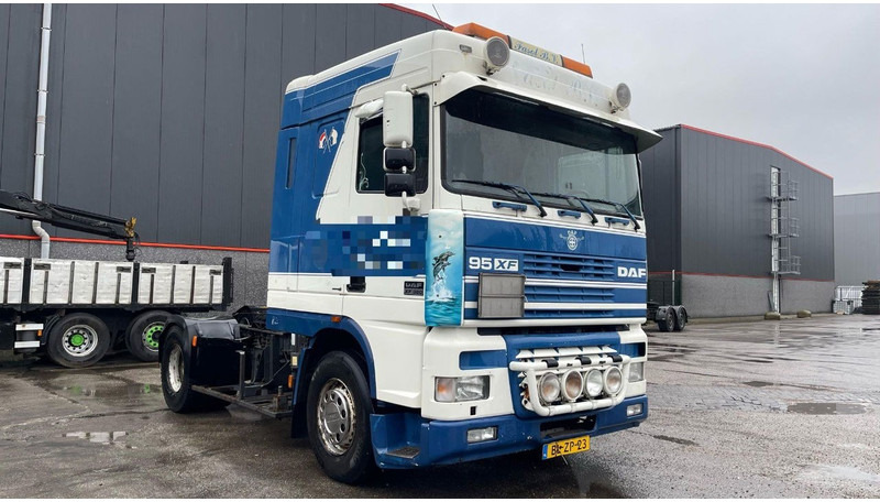 DAF TE47XS Manual HOLLAND TRUCK - Камион влекач: слика 2 DAF TE47XS Manual HOLLAND TRUCK - Камион влекач: слика 2