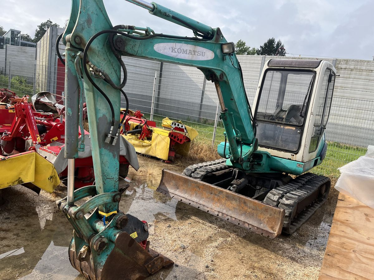 Komatsu Pc40 - Мини багер: слика 3 Komatsu Pc40 - Мини багер: слика 3