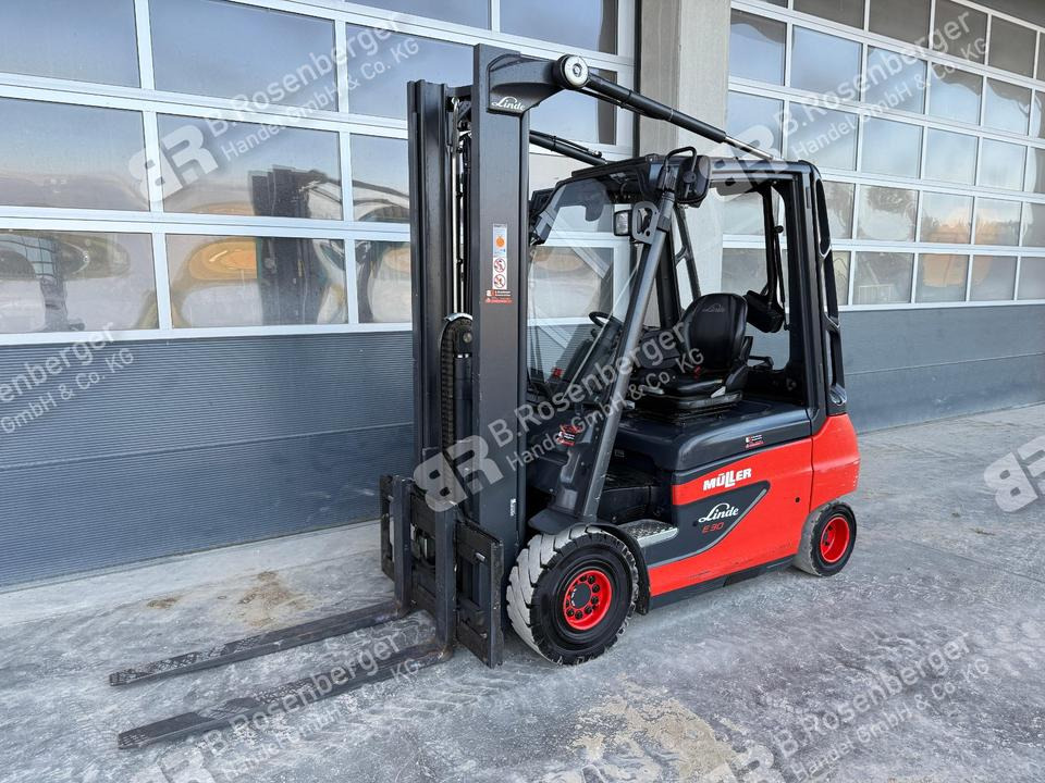 Linde E30 Stapler / BJ2020 / nur 1096h / Duplex / TOP ZUSTAND - Вилушкар: слика 1 Linde E30 Stapler / BJ2020 / nur 1096h / Duplex / TOP ZUSTAND - Вилушкар: слика 1