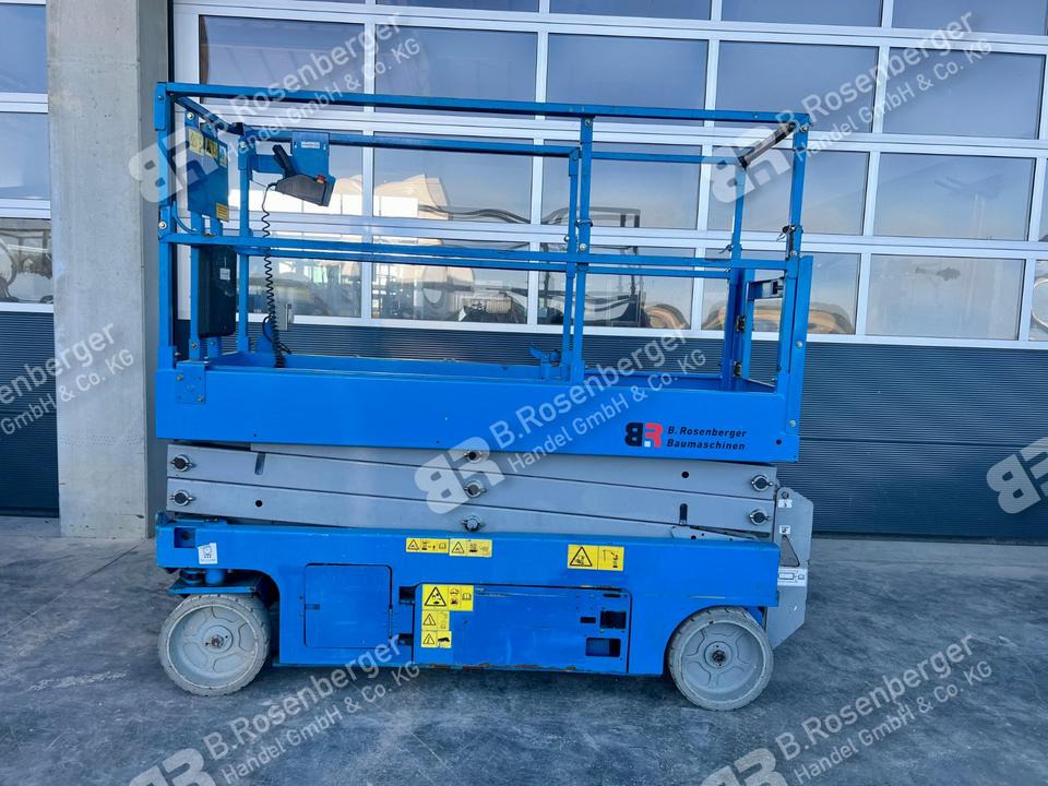 Scherenbühne Genie GS2032 / 8,3m Arbeitsbühne / MIETEN / RENTAL - Кревач ножица: слика 3 Scherenbühne Genie GS2032 / 8,3m Arbeitsbühne / MIETEN / RENTAL - Кревач ножица: слика 3