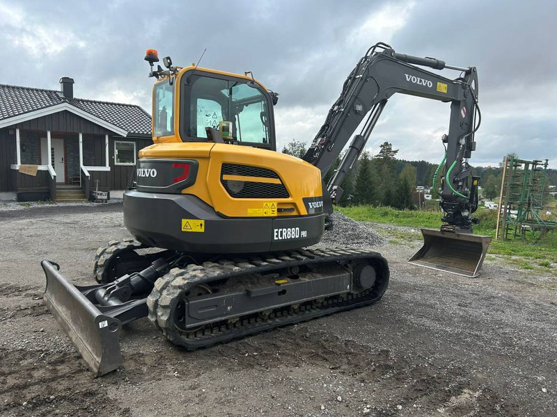 Volvo ECR 88 D PRO - Мини багер: слика 3 Volvo ECR 88 D PRO - Мини багер: слика 3