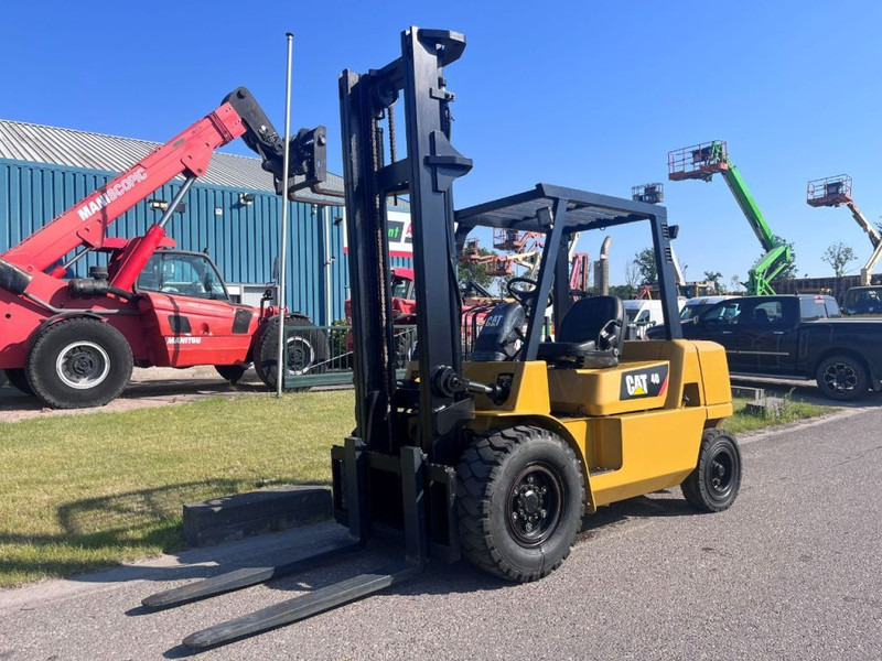 Caterpillar DP40K2 - Дизел вилушкар: слика 3 Caterpillar DP40K2 - Дизел вилушкар: слика 3