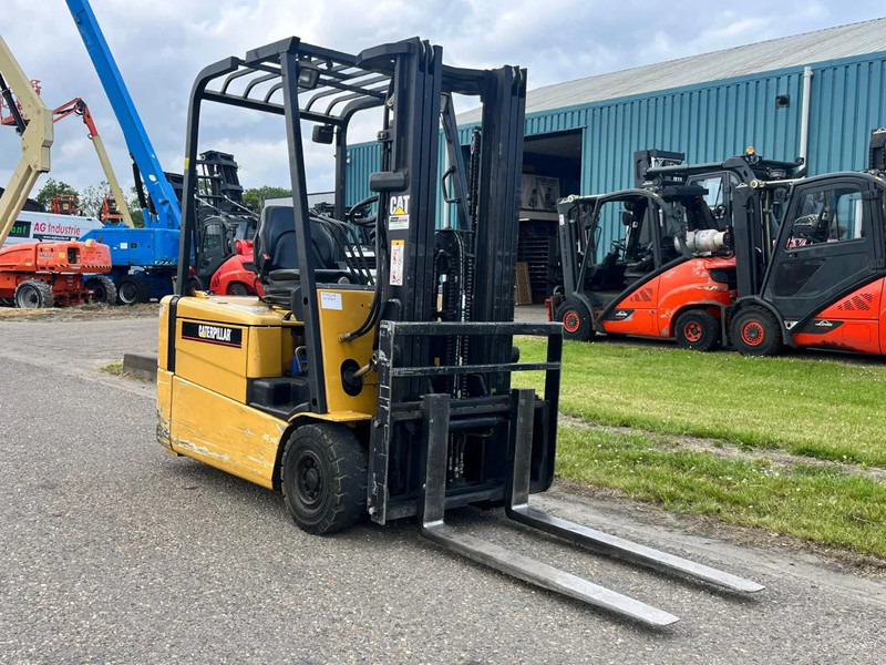 Caterpillar EP18KT - Електричен вилушкар: слика 3 Caterpillar EP18KT - Електричен вилушкар: слика 3