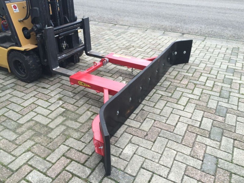 Diversen Sneeuwploeg/ Sneeuwschuiver WIFO MS210-H - Плуг за чистење снег: слика 4 Diversen Sneeuwploeg/ Sneeuwschuiver WIFO MS210-H - Плуг за чистење снег: слика 4
