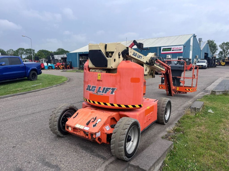 Дигачка зглобна платформа JLG E450AJ: слика 6