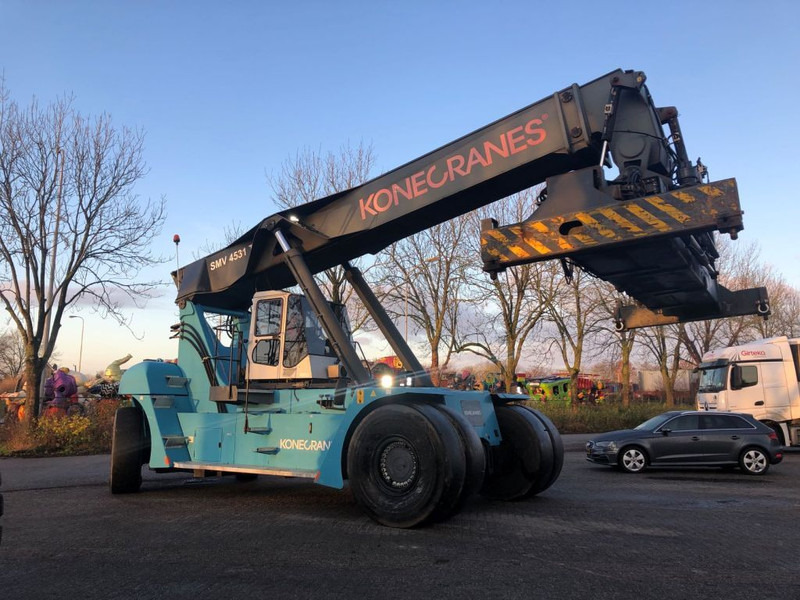 KONECRANES SMV4531 TB5 - Сложувачки досегнувач: слика 2 KONECRANES SMV4531 TB5 - Сложувачки досегнувач: слика 2