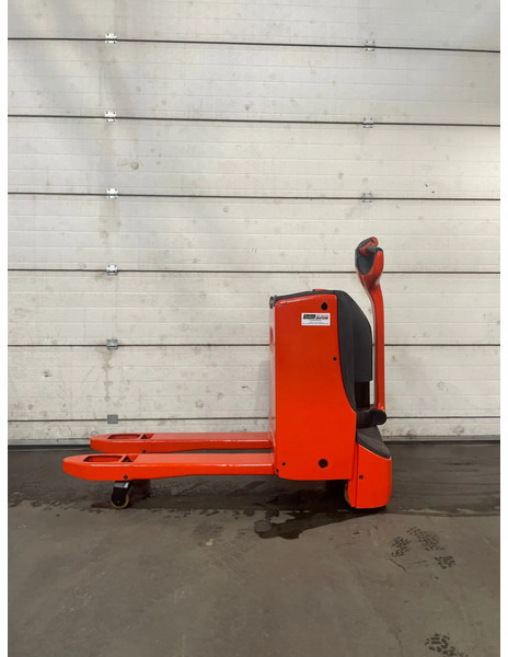 Linde T18 - Вилушкар за палети: слика 2 Linde T18 - Вилушкар за палети: слика 2