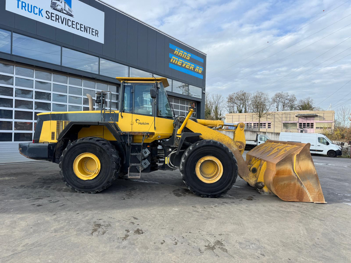 KOMATSU WA480-6 - Натоварувач на тркала: слика 3 KOMATSU WA480-6 - Натоварувач на тркала: слика 3