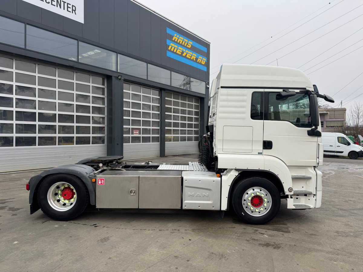 MAN TGS 18.440 4x2 ADR Kompressor - Камион влекач: слика 4 MAN TGS 18.440 4x2 ADR Kompressor - Камион влекач: слика 4