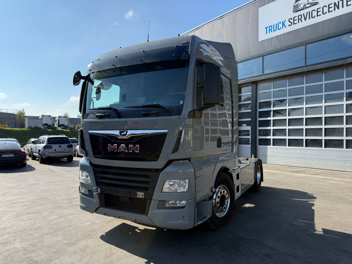 MAN TGX 18.500 4x2 (Engine defect) - Камион влекач: слика 1 MAN TGX 18.500 4x2 (Engine defect) - Камион влекач: слика 1