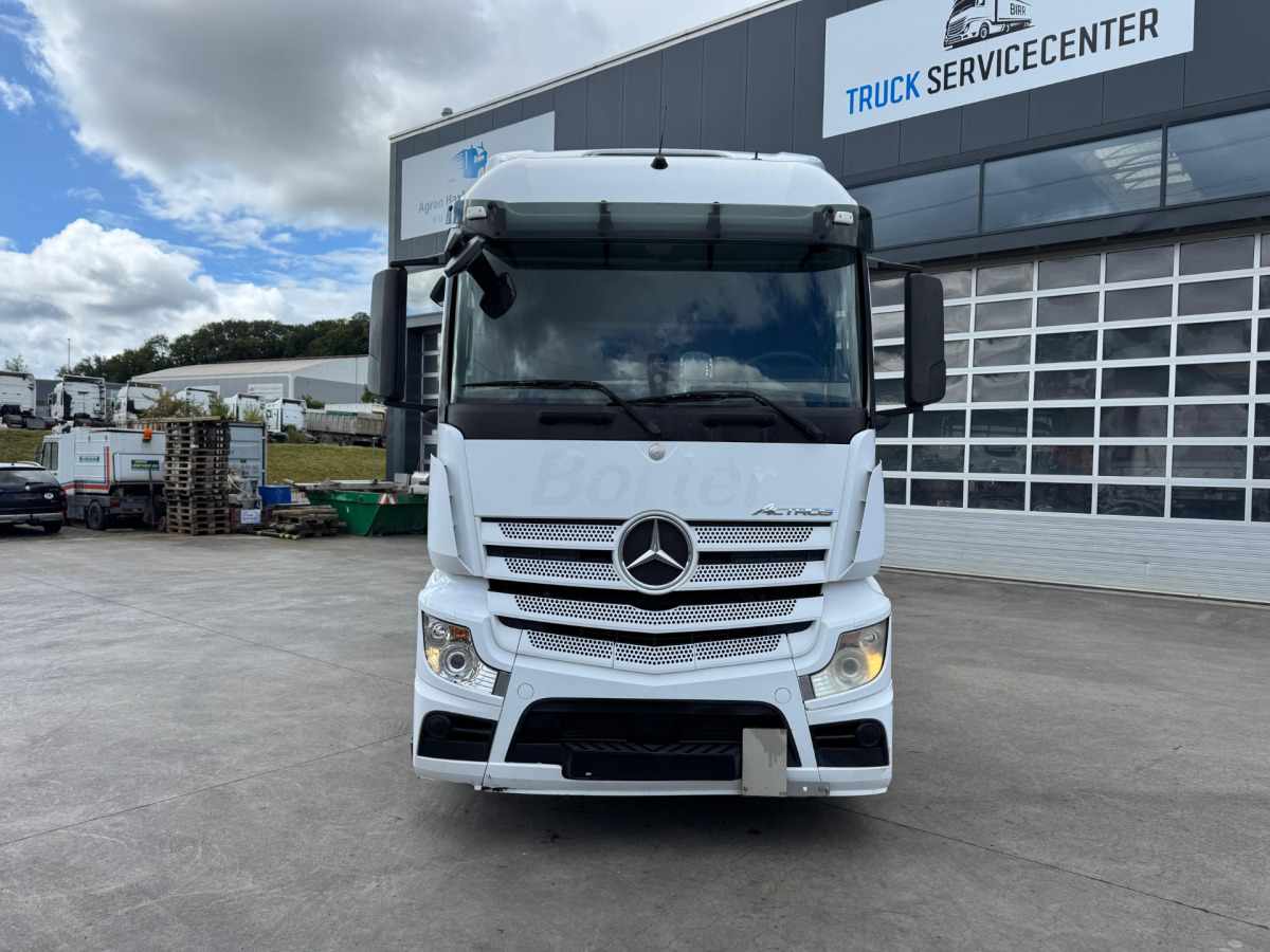 MERCEDES Actros 1842 4x2 - Камион влекач: слика 2 MERCEDES Actros 1842 4x2 - Камион влекач: слика 2