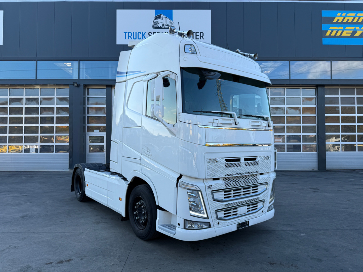 VOLVO FH-500 Standklima XXL 4x2 - Камион влекач: слика 3 VOLVO FH-500 Standklima XXL 4x2 - Камион влекач: слика 3