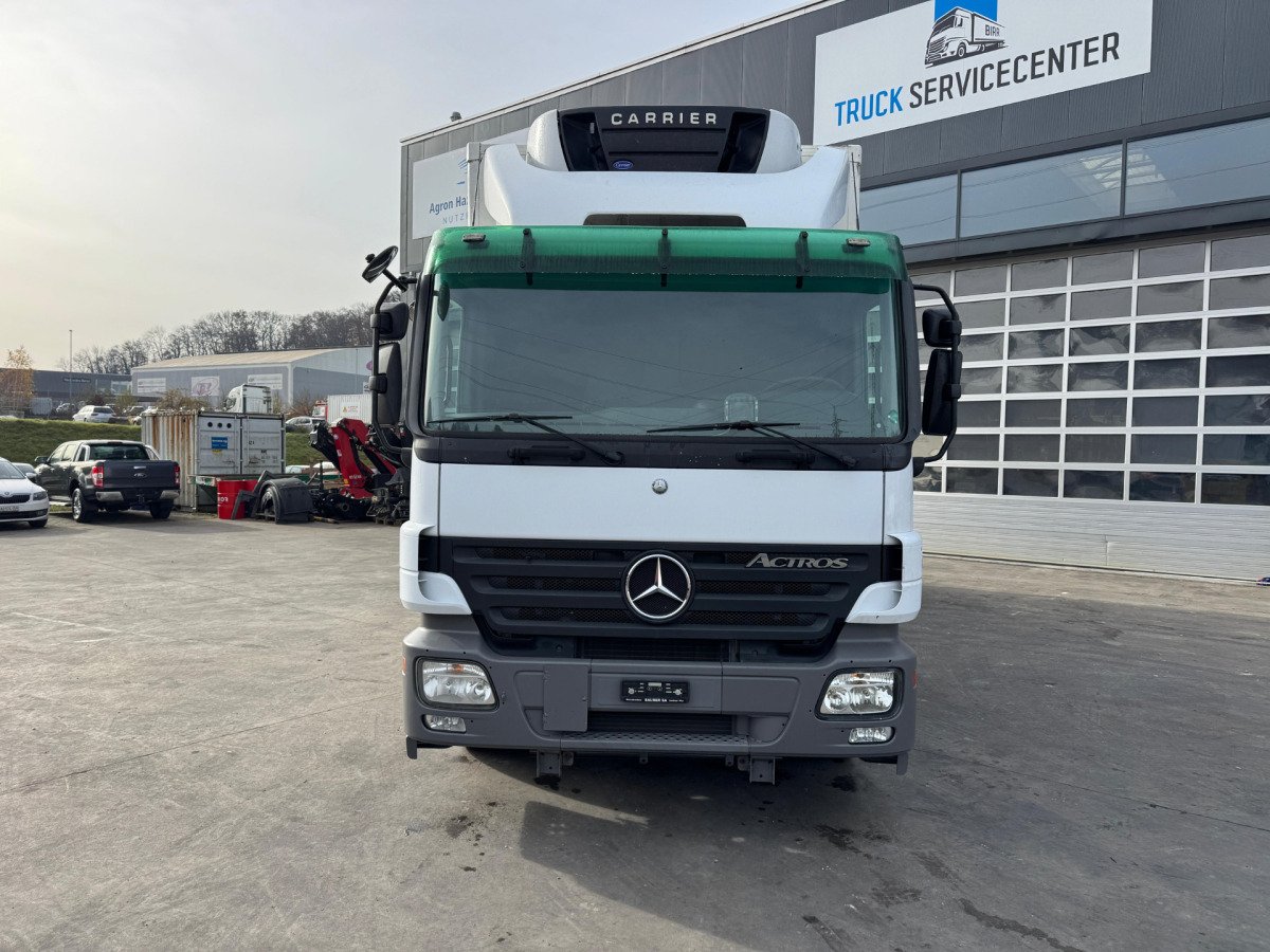 MERCEDES Actros 1832 4x2 Bi-Temp Carrier TK - Камион ладилник: слика 2 MERCEDES Actros 1832 4x2 Bi-Temp Carrier TK - Камион ладилник: слика 2