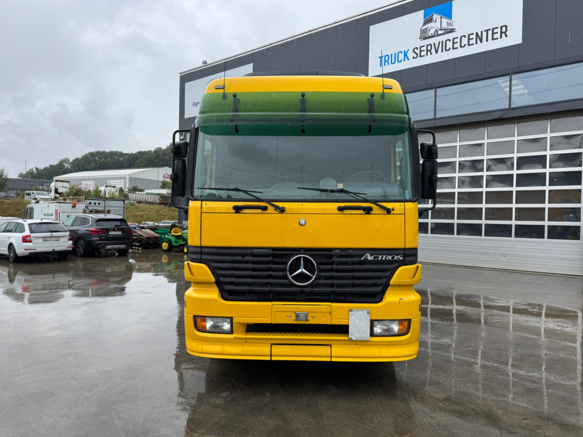 MERCEDES Actros 1835 4x2 - Камион со церада: слика 2 MERCEDES Actros 1835 4x2 - Камион со церада: слика 2