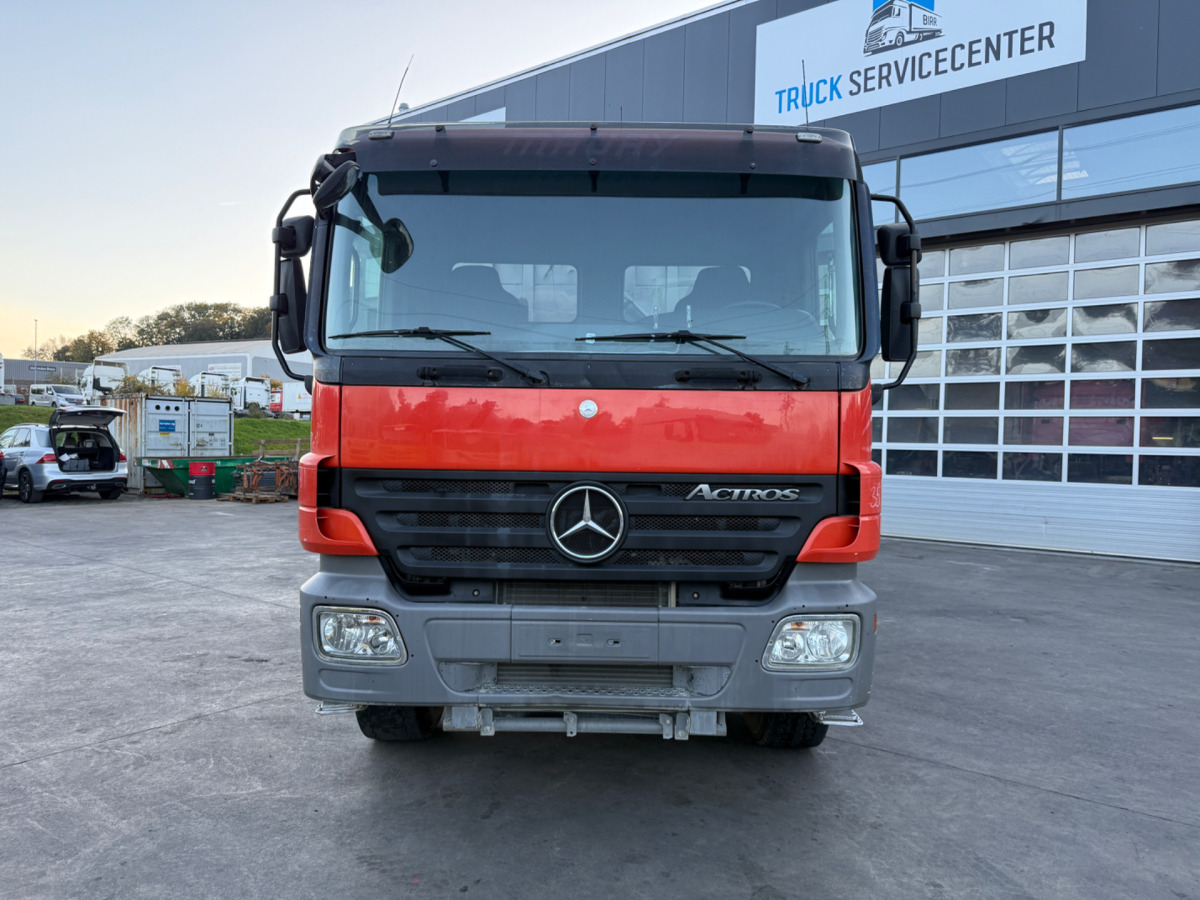 MERCEDES Actros 3246 8x4 E5 Meiller 3S - Кипер: слика 3 MERCEDES Actros 3246 8x4 E5 Meiller 3S - Кипер: слика 3