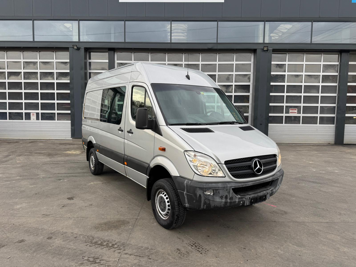 MERCEDES Sprinter 316CDI 4x4 - Товарно комбе: слика 2 MERCEDES Sprinter 316CDI 4x4 - Товарно комбе: слика 2
