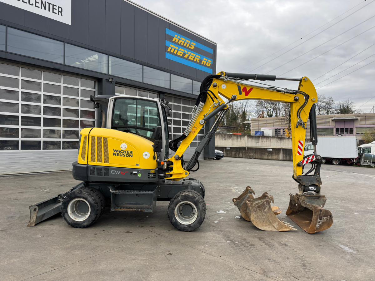 NEUSON EW65 E14-2 Powertilt 3x Schaufeln - Багер на тркала: слика 3 NEUSON EW65 E14-2 Powertilt 3x Schaufeln - Багер на тркала: слика 3