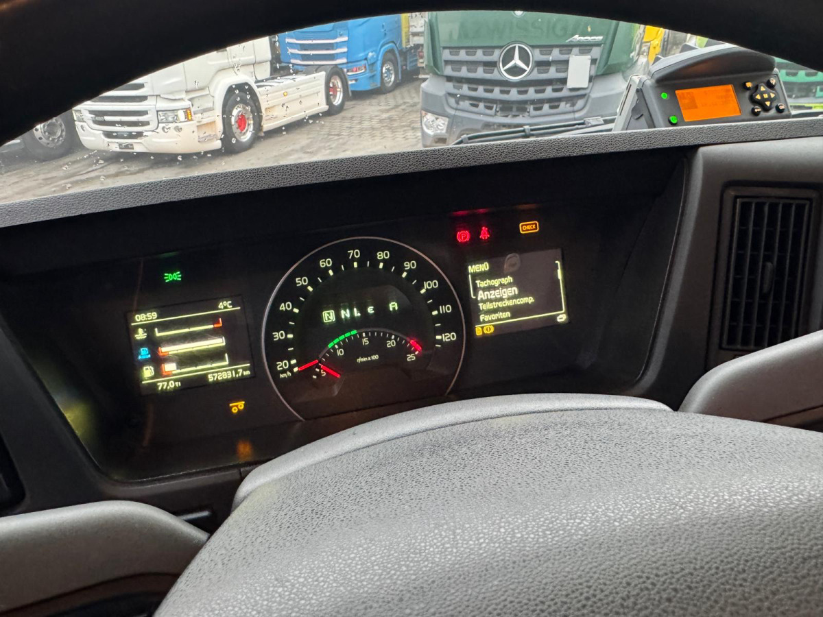 Камион со кука за подигање VOLVO FMX-500 10x4 Rückwärtskipper: слика 17