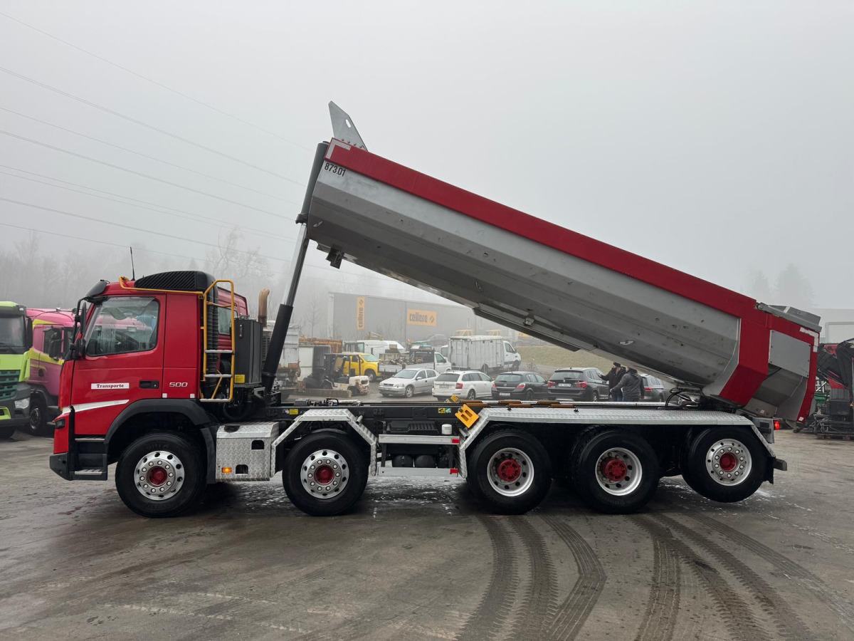 Камион со кука за подигање VOLVO FMX-500 10x4 Rückwärtskipper: слика 10