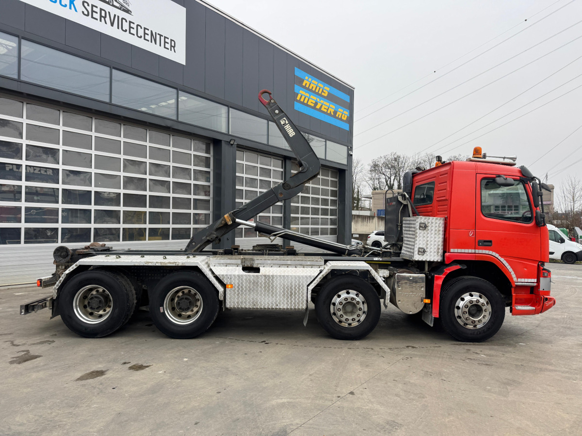 VOLVO FMX-500 8x4 Hiab 26T - Камион со кука за подигање: слика 4 VOLVO FMX-500 8x4 Hiab 26T - Камион со кука за подигање: слика 4
