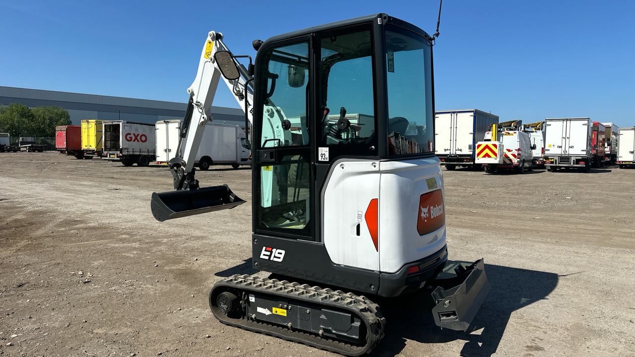 BOBCAT E 19 - Мини багер: слика 3 BOBCAT E 19 - Мини багер: слика 3