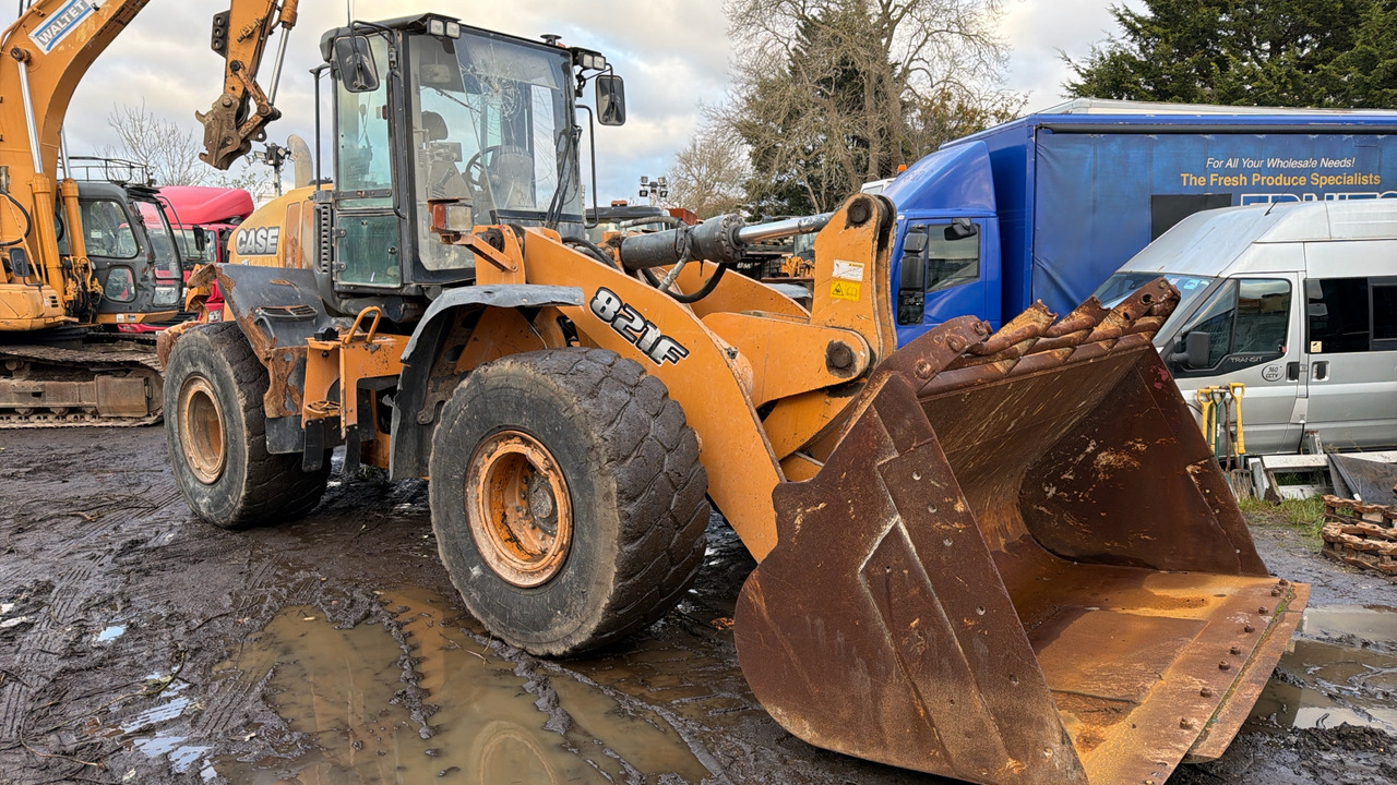 CASE 821F - Натоварувач на тркала: слика 1 CASE 821F - Натоварувач на тркала: слика 1