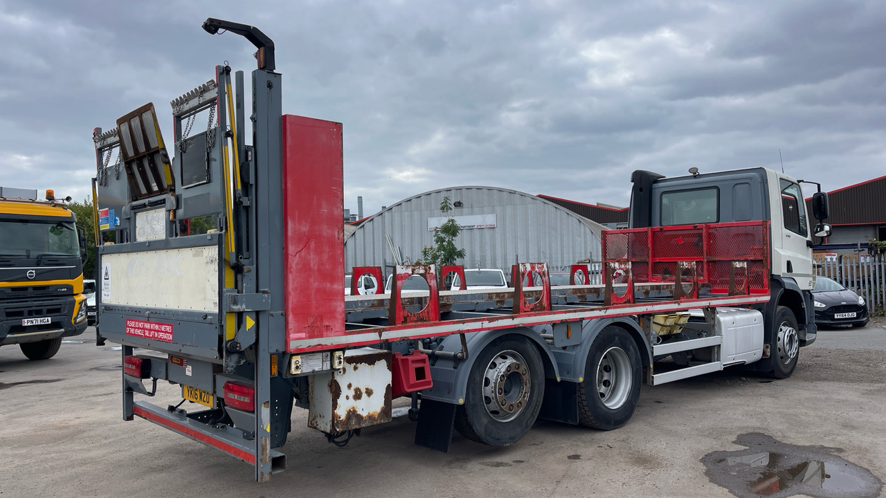 DAF CF 330 - Камион со платформа: слика 4 DAF CF 330 - Камион со платформа: слика 4