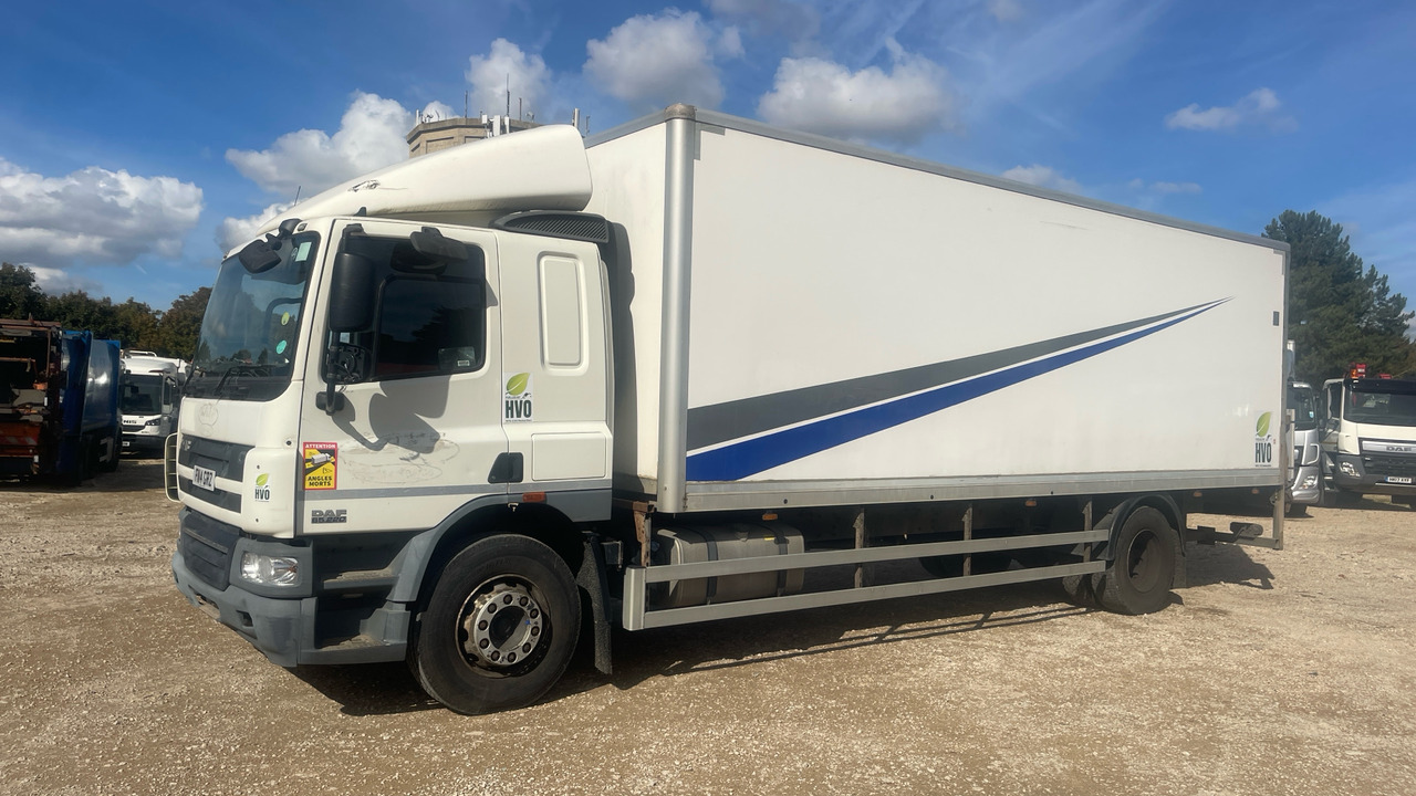 DAF CF 65.220 - Камион сандучар: слика 2 DAF CF 65.220 - Камион сандучар: слика 2