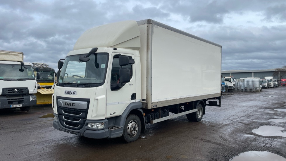 DAF LF 180 - Камион сандучар: слика 2 DAF LF 180 - Камион сандучар: слика 2
