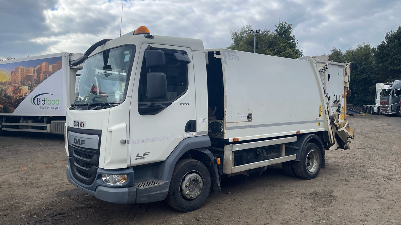 DAF LF 220 - Камион за ѓубре: слика 2 DAF LF 220 - Камион за ѓубре: слика 2