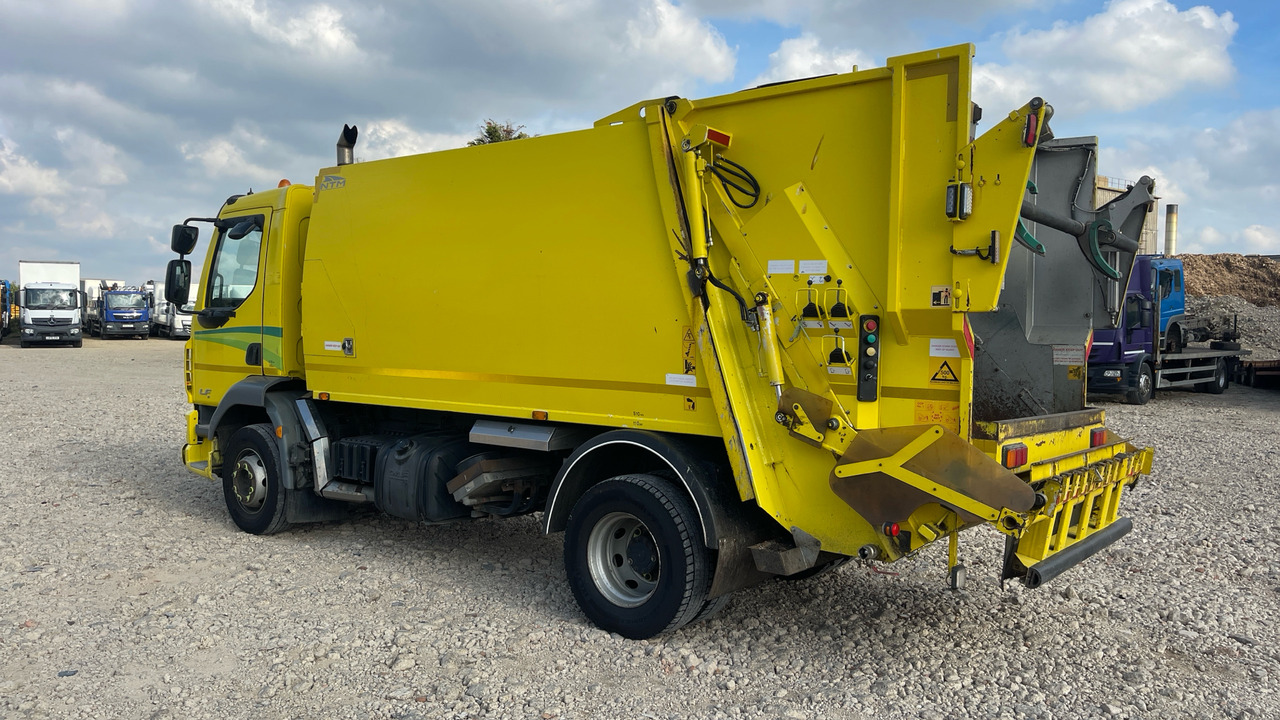 DAF LF 220 - Камион за ѓубре: слика 3 DAF LF 220 - Камион за ѓубре: слика 3