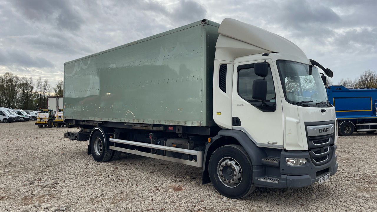 DAF LF 230 - Камион сандучар: слика 1 DAF LF 230 - Камион сандучар: слика 1