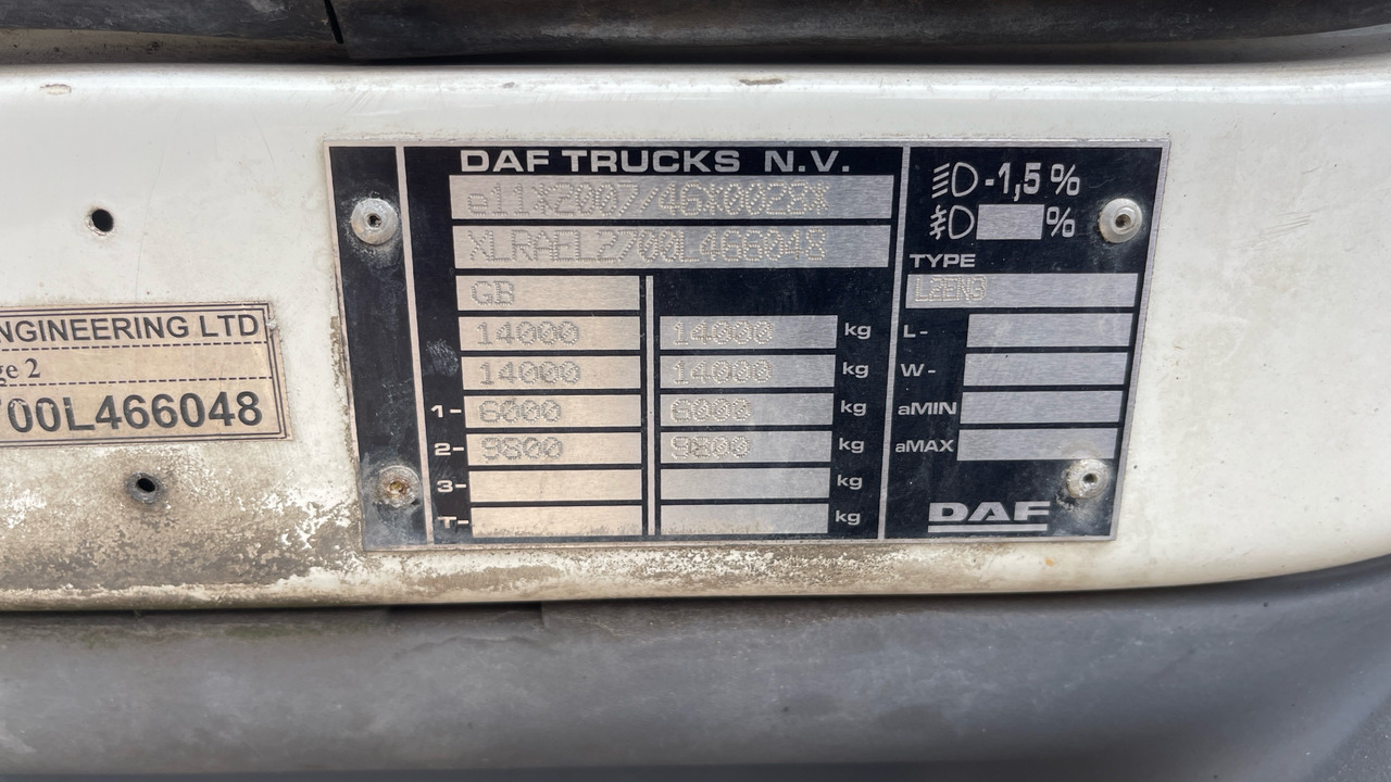 Камион со платформа DAF LF 230: слика 12