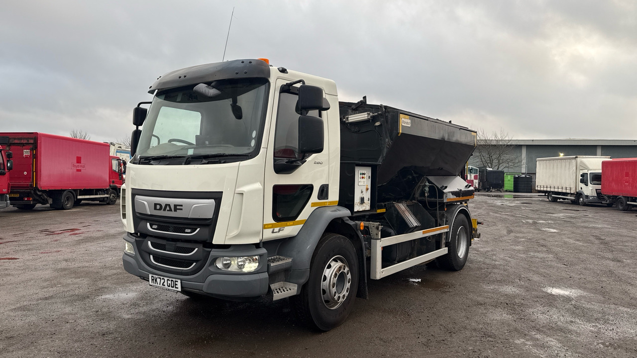 DAF LF 260 - Машина за асфалт: слика 2 DAF LF 260 - Машина за асфалт: слика 2