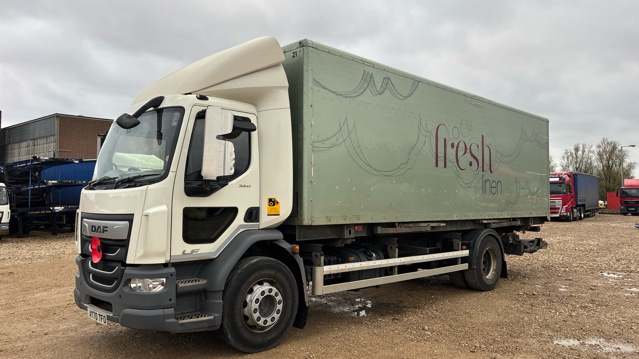 DAF LF 320 - Камион сандучар: слика 2 DAF LF 320 - Камион сандучар: слика 2