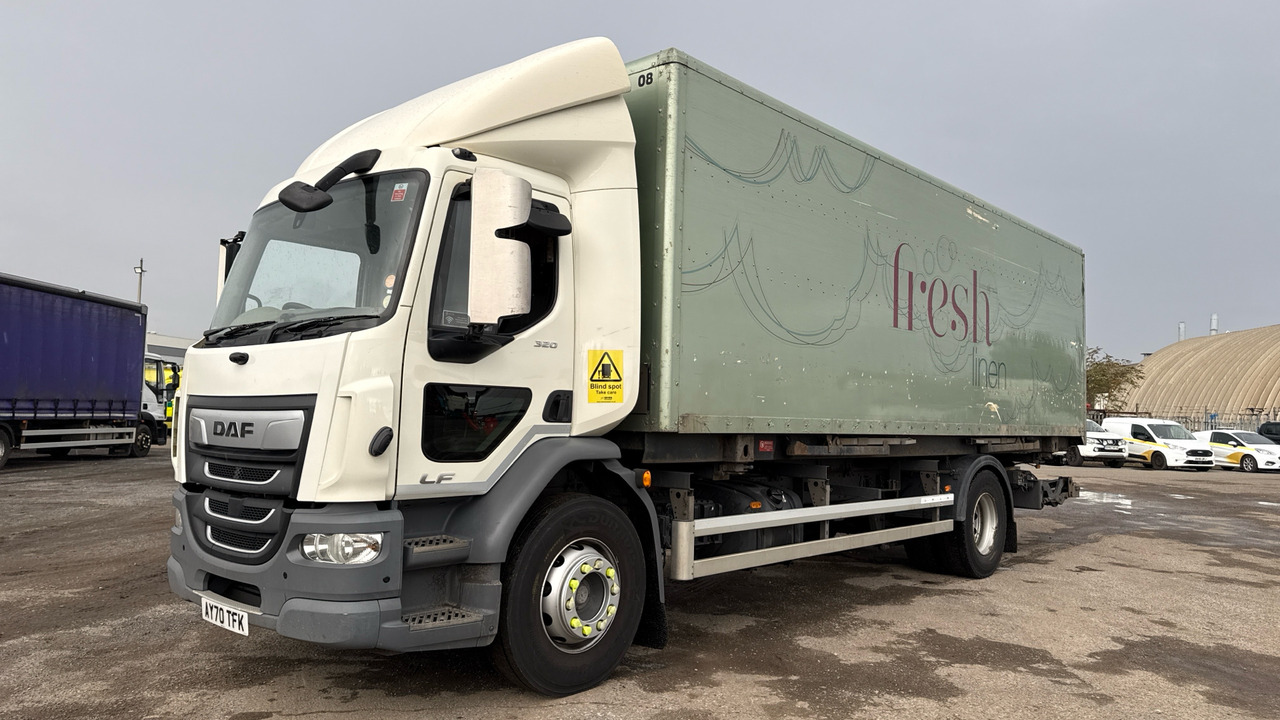 DAF LF 320 - Камион сандучар: слика 2 DAF LF 320 - Камион сандучар: слика 2