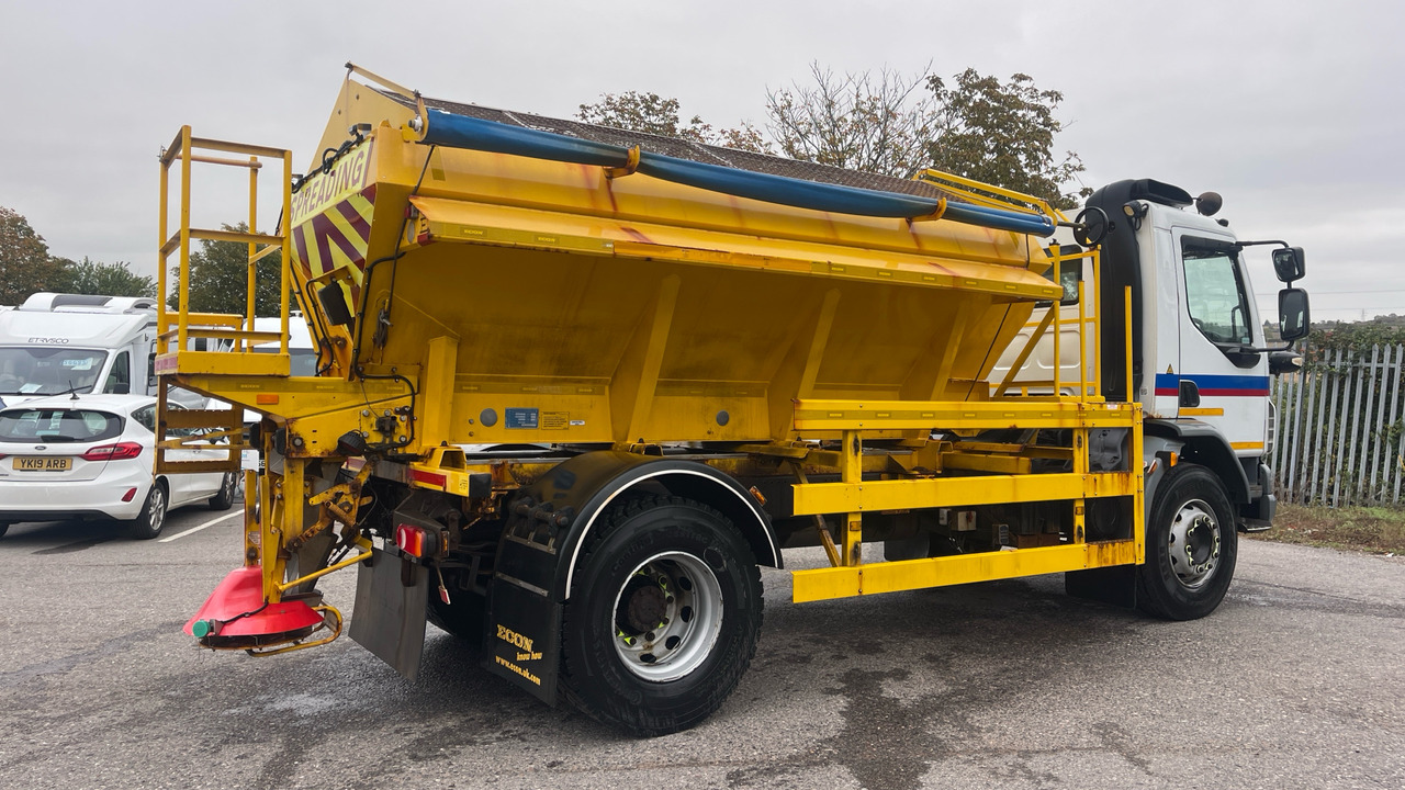 DAF LF 55.220 - Машина за чистење снег: слика 4 DAF LF 55.220 - Машина за чистење снег: слика 4
